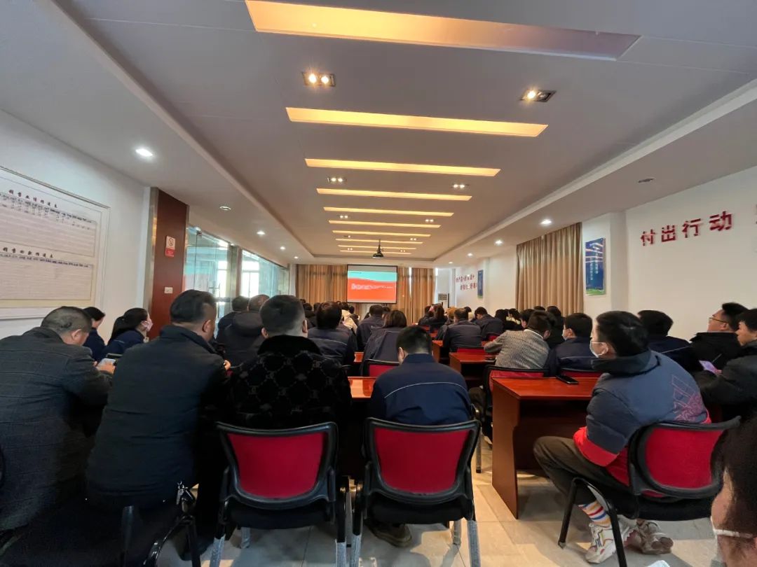 乘风破浪 筑梦远航丨方卫集团销售部召开2023年动员大会！